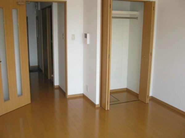 ロイヤルプレジオ菅田