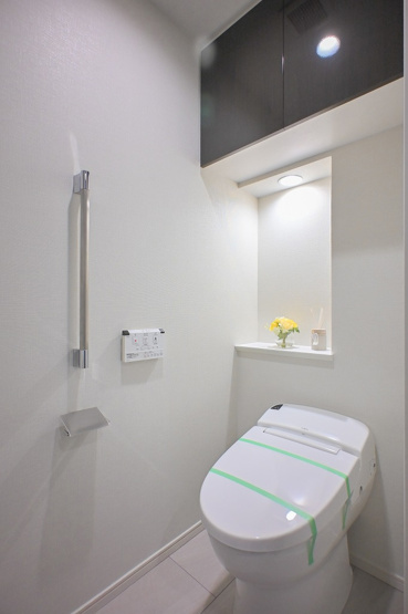 【トイレ】 | ★仲介手数料無料★DEUX TOURSイースト(オーナーチェンジ物件）