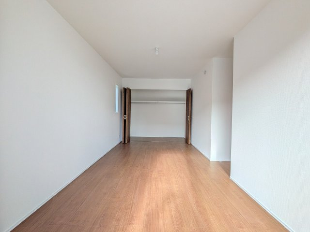 八王子市　めじろ台　新築一戸建ての収納|～収納力の高いクローゼット完備～