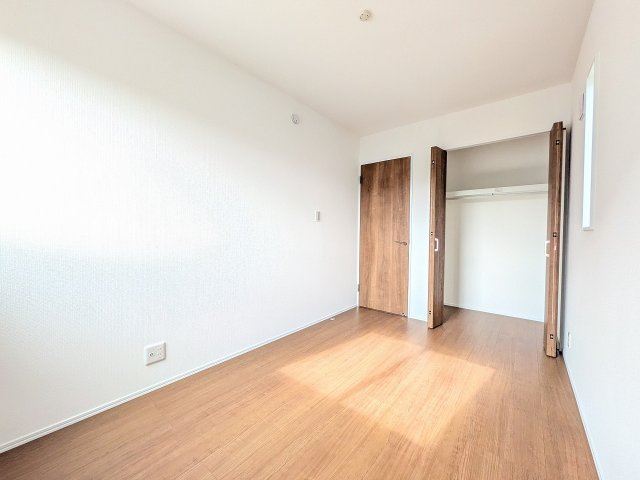 八王子市　めじろ台　新築一戸建ての収納|～収納力の高いクローゼット完備～