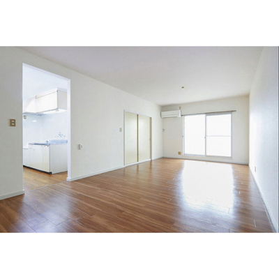 【その他】 | 長門石ビレッジ | ※オールフローリングの別室の写真です