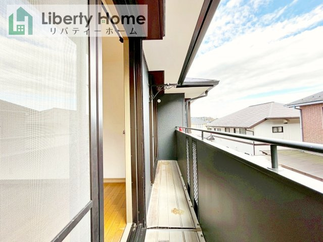 常陸太田市天神林町　中古戸建のバルコニー