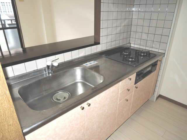 アトラクティブＳ・Ｔのキッチン