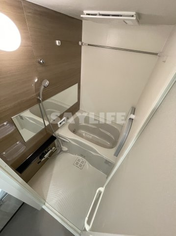 プレサンス長田レジェールの浴室