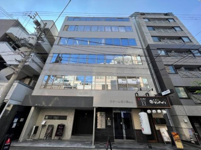 大阪市西区北堀江１丁目の店舗一部