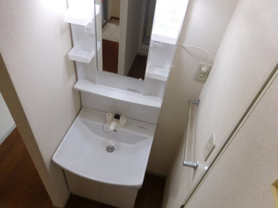 【洗面所】 | ルミエールタバタ