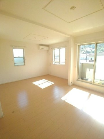 ジェルメ　Ａの居間・リビング