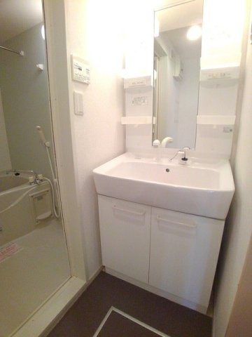 ジェルメ　Ａの洗面所