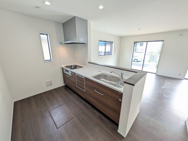 八王子市　めじろ台　新築一戸建てのキッチン|～使い勝手の良いシステムキッチン～