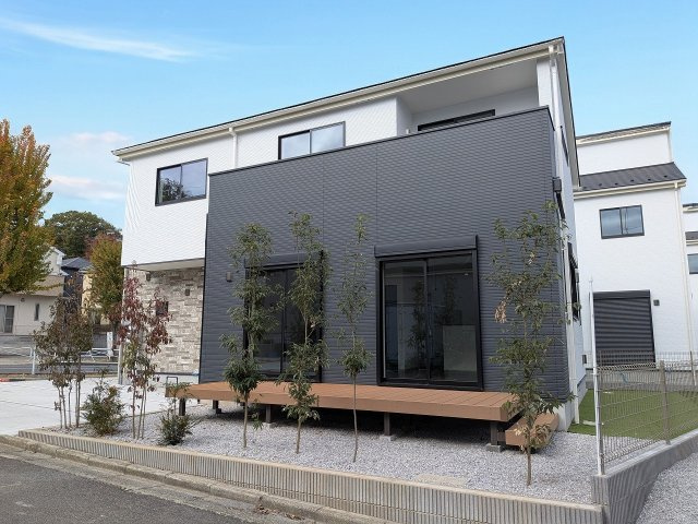 八王子市　めじろ台　新築一戸建ての外観|～めじろ台駅徒歩11分・狭間駅徒歩15分　2台駐車可能　ZEH水準の省エネ住宅～