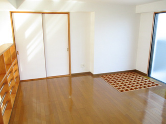 【洋室】 | レジデンス新垣