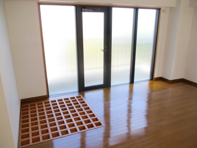 【洋室】 | レジデンス新垣