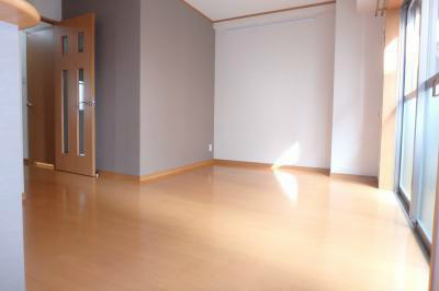 コンフォートの居間・リビング