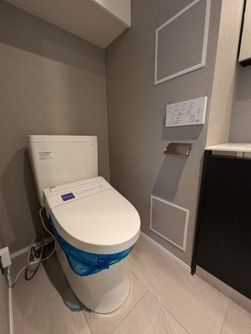 新品家具付きマンション築地13(KaGood東京)のトイレ