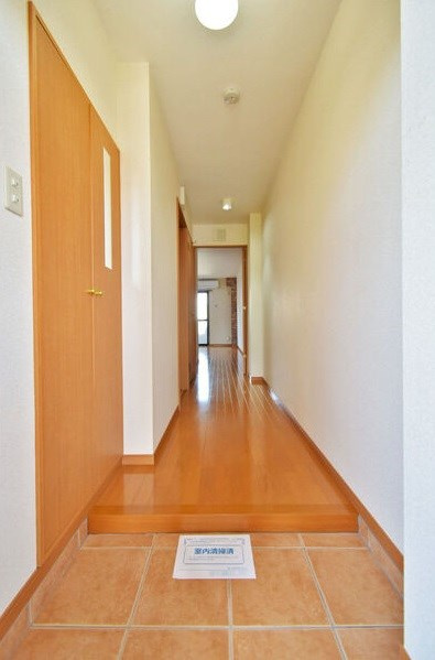 パークフロント香久山の玄関