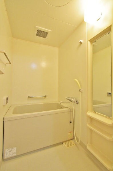 パークフロント香久山の浴室