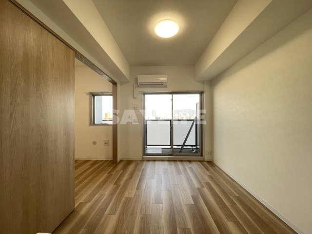 プレサンス長田レジェールの洋室