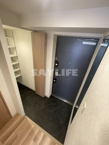 プレサンス長田レジェールの玄関