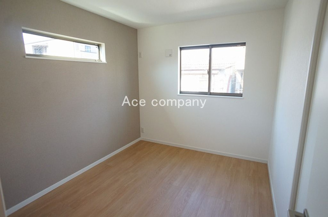 【子供部屋】 | 八尾市明美町2丁目 | 【2階：西側洋室5.25帖】