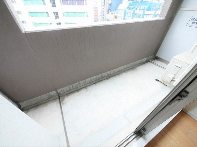 KDX堺筋本町レジデンスのバルコニー