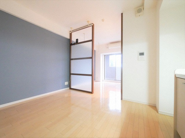 KDX堺筋本町レジデンスの居間・リビング