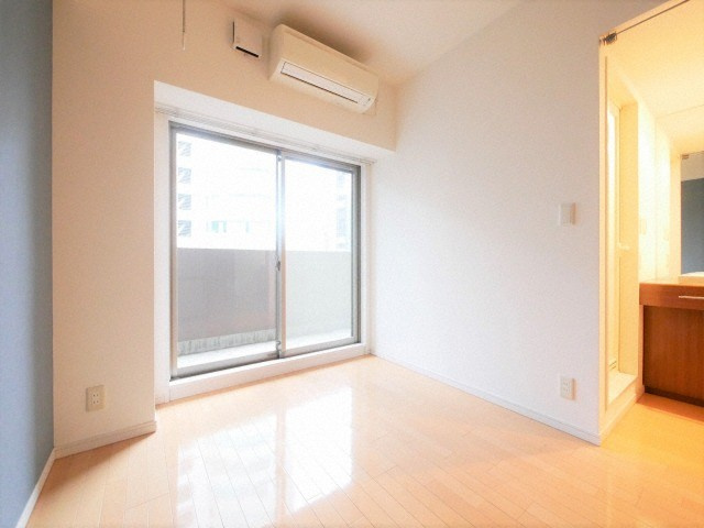 KDX堺筋本町レジデンスの居間・リビング