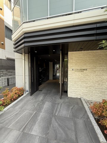 S-RESIDENCE行徳のエントランス