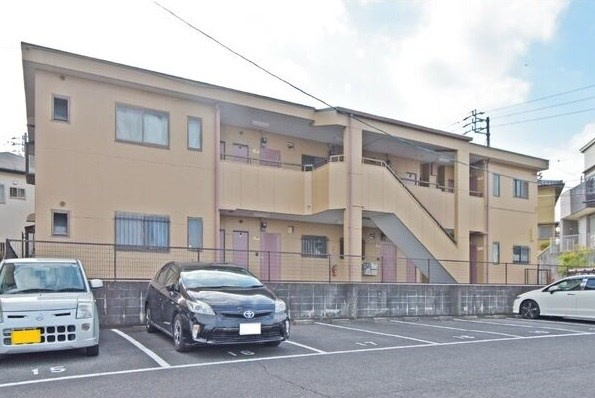 ファミールはらた