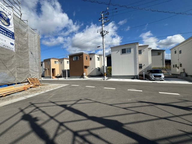 新築戸建・新築建売　須賀川市森宿字安積田【長期優良住宅】西袋一小・西袋中の前面道路含む現地写真
