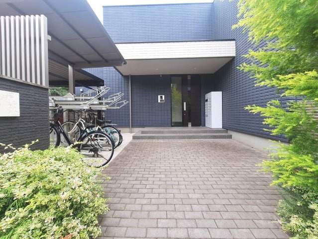 ＣＡＳＡ　ＡＺＵＬのエントランス
