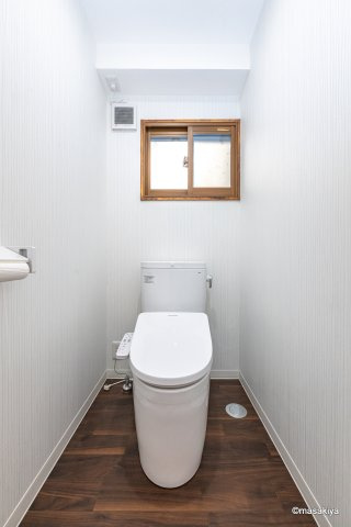 中村ビルのトイレ