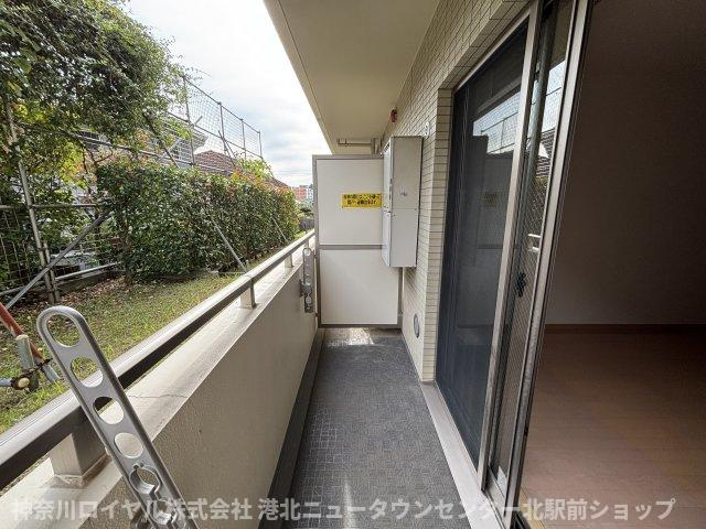 【バルコニー】