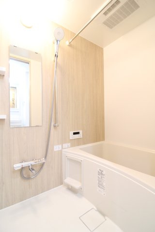 destino東町Ⅱの浴室|追い焚き・浴室乾燥機付きのお風呂です♪