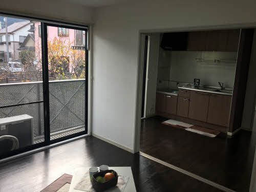 ヴィラ・ハピネス Ｂ棟の居間・リビング