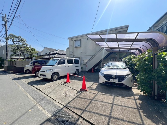 Ｐｉｎｅ’ｓ　Ｍａｉｓｏｎの駐車場