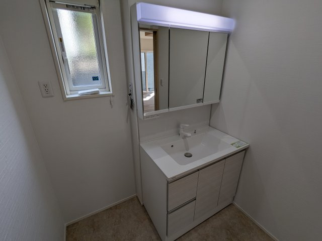 和歌山市府中・新築戸建・116234の洗面所