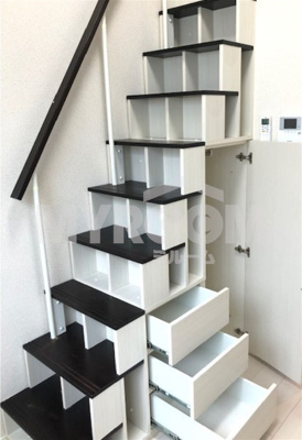 【収納】 | ウィステリア南阿佐ヶ谷 | 収納階段（同一仕様写真）