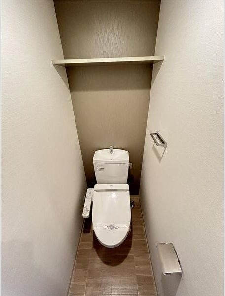 S-RESIDENCE江坂のトイレ