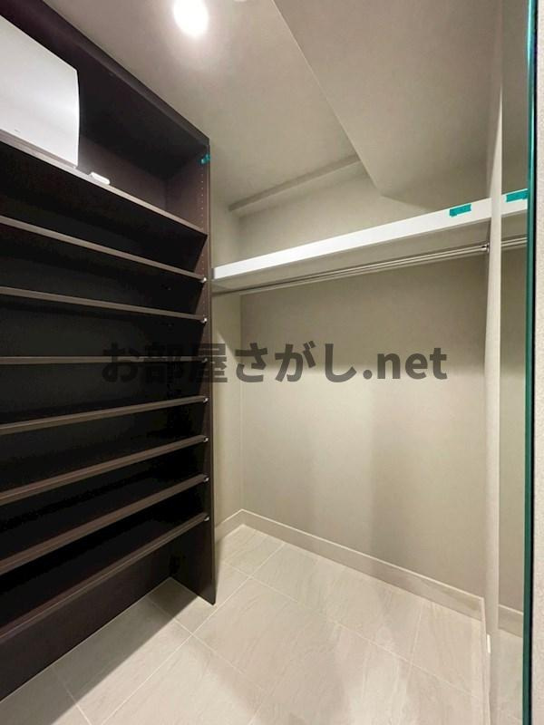 レヴァンテ浅草観音 壱【木目調でモダンな内装の1LDK／10月下旬入居可】の収納