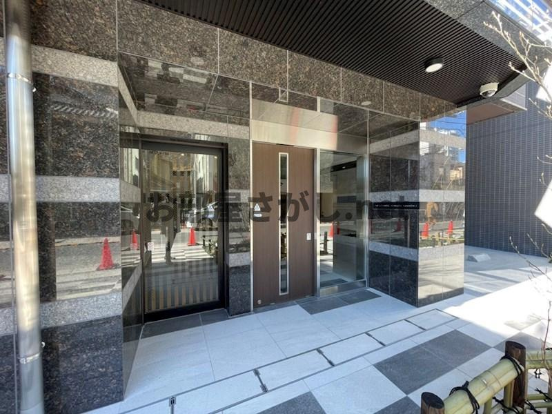 レヴァンテ浅草観音 壱【木目調でモダンな内装の1LDK／10月下旬入居可】のエントランス