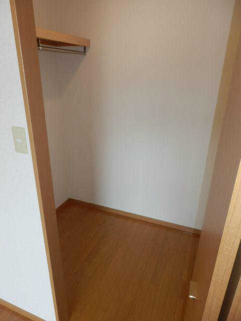 フローラ池上台の収納