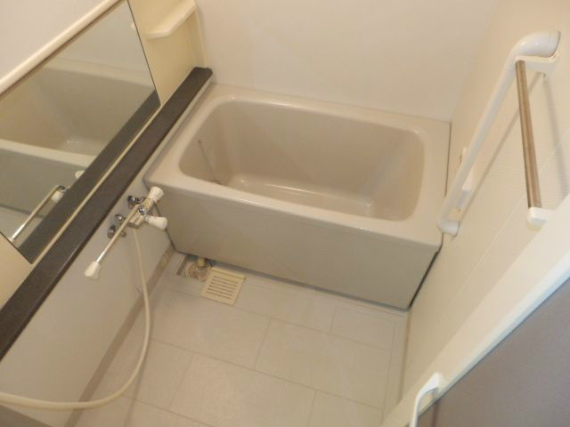 フローラ池上台の浴室