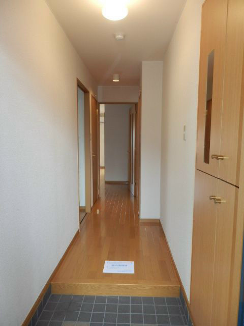 フローラ池上台の玄関