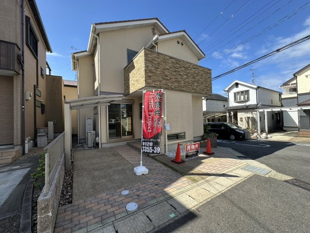 ◆２沿線利用可能◆リビング広々１９帖以上の４ＬＤＫ◆角地◆宇治市広野町尖山