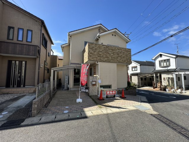 ◆２沿線利用可能◆リビング広々１９帖以上の４ＬＤＫ◆角地◆宇治市広野町尖山の駐車場|駐車場