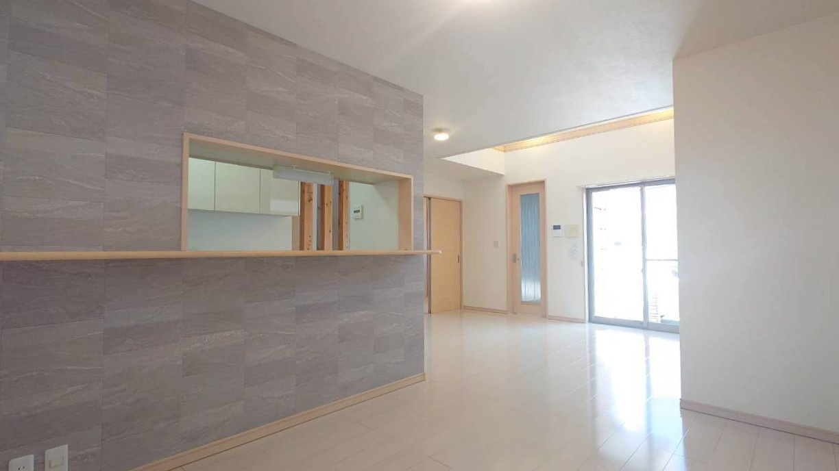 ◆２沿線利用可能◆リビング広々１９帖以上の４ＬＤＫ◆角地◆宇治市広野町尖山の居間・リビング|リビング