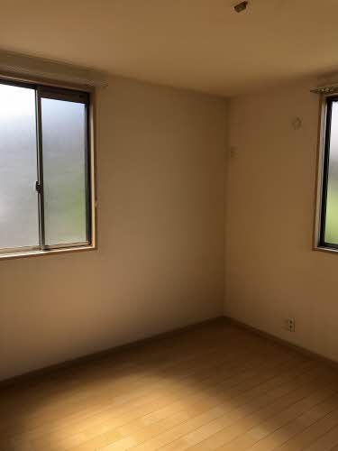 シャーメゾン長津の洋室