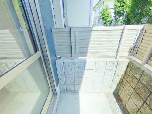 シャーメゾン長津の庭