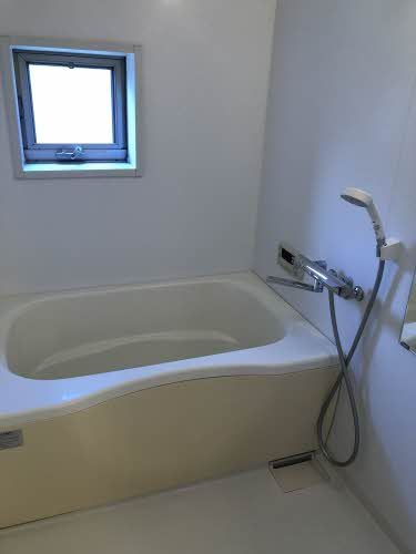 シャーメゾン長津の浴室