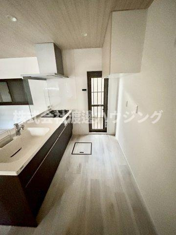 西弓削2丁目一戸建の内装